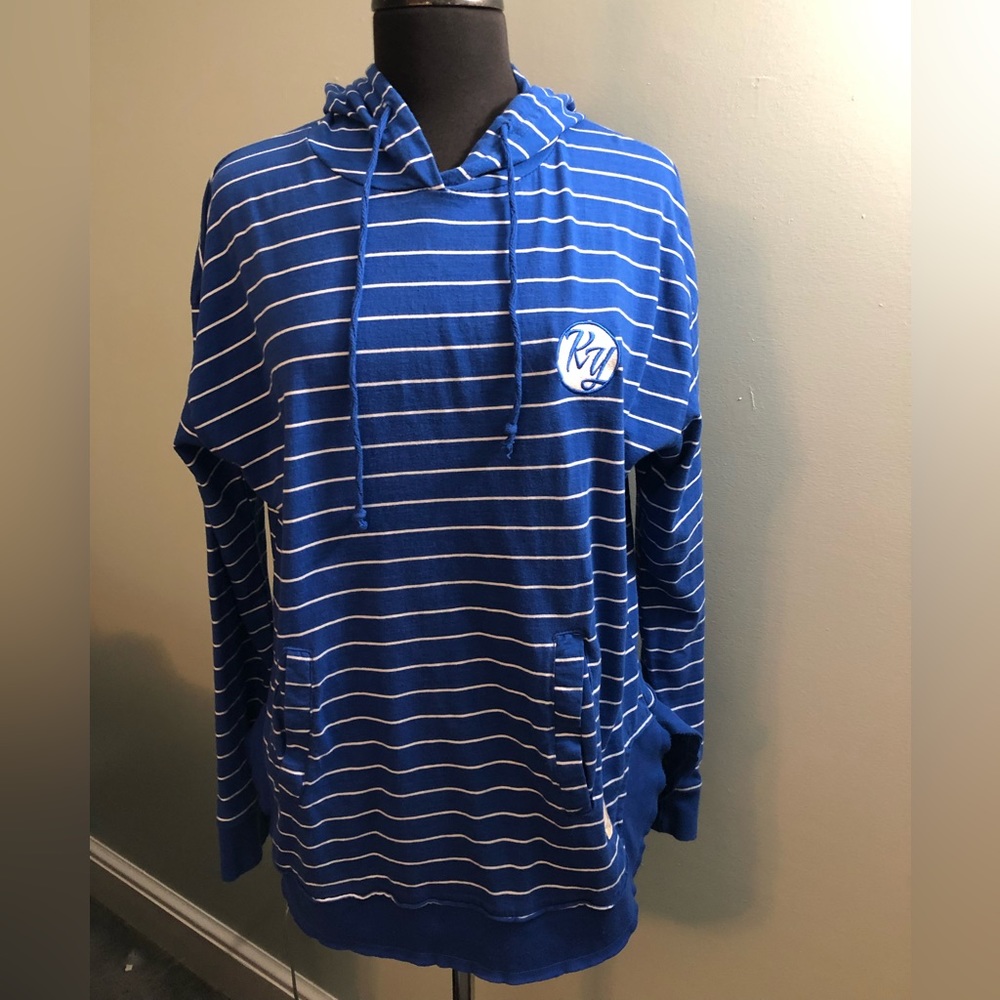 Brand new w/out tags Woman’s Press-box Kentucky Stripe hooded shirt SZ - Large